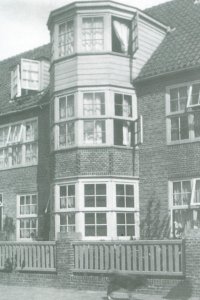 Het huis aan de Spreeuwenlaan in Den Haag, waar Martinus Nijhoff van 1923 tot 1927 woonde.